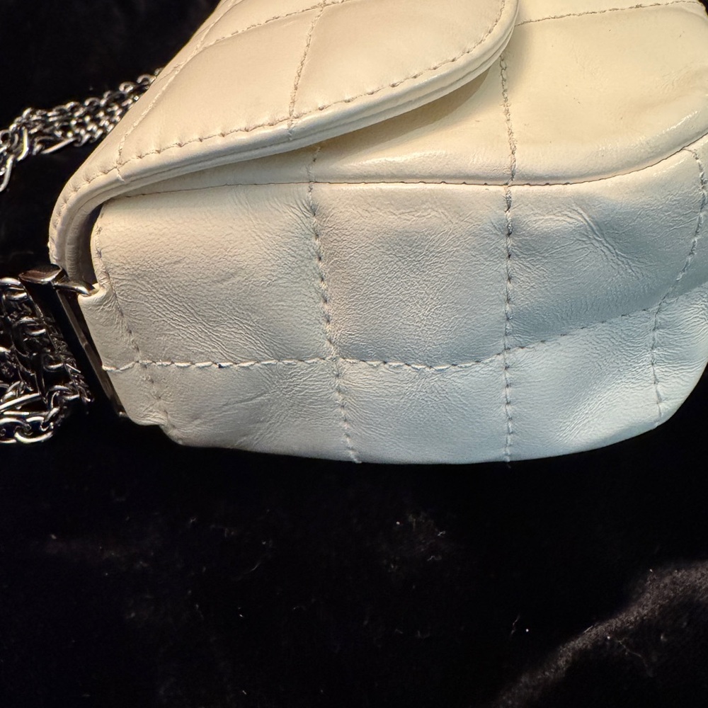 CHANEL Classic White Lambskin Leather Single Flap Shoulder Bag Style 00101 - Picture 7 of 11